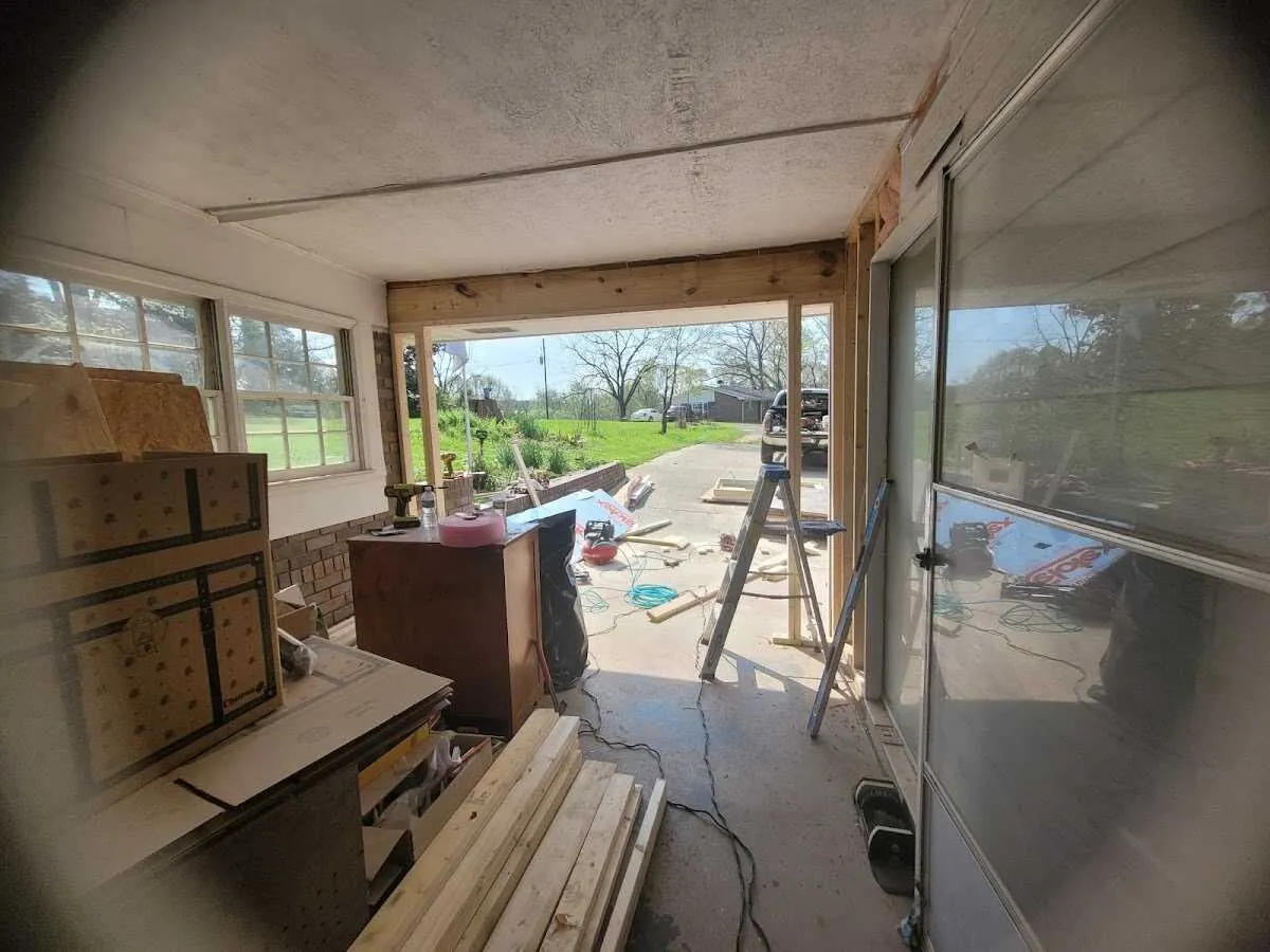 Air movers and dehumidifier for Water Mitigation Services in Woodway